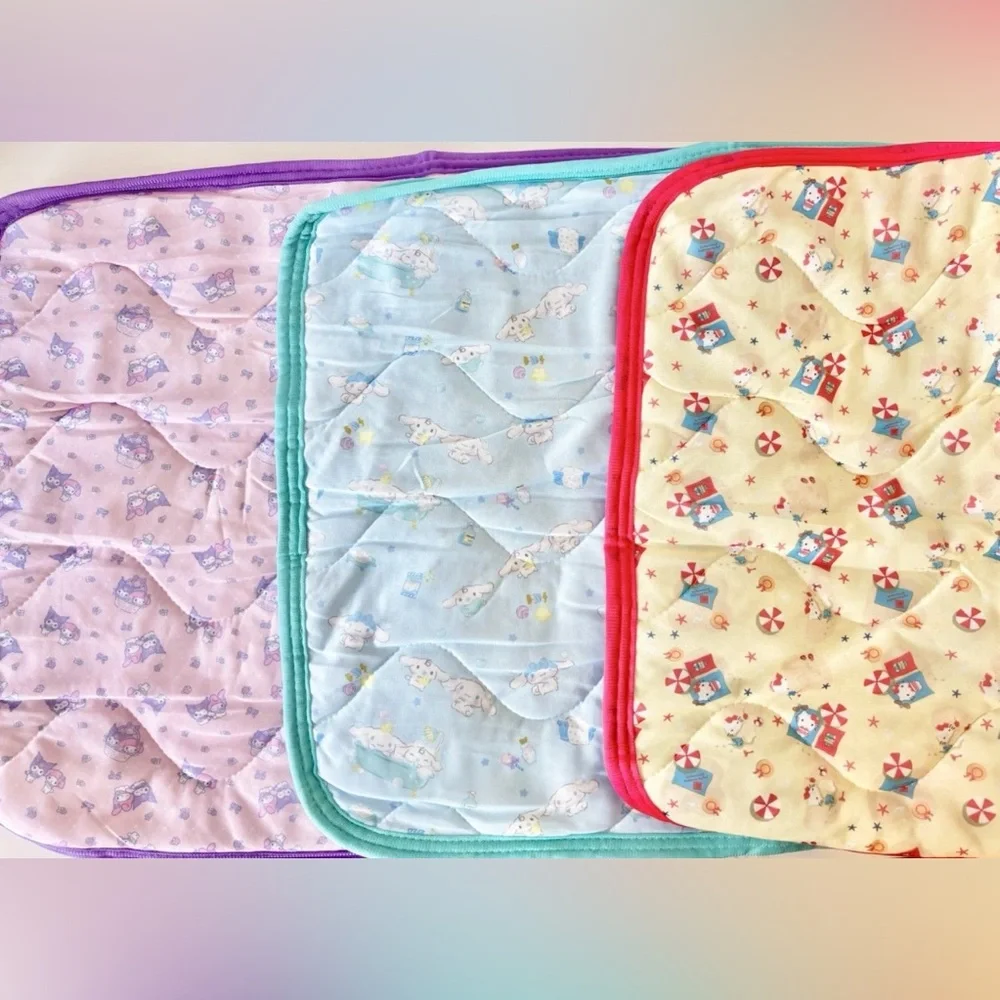 Hello Kitty Pet / Baby Cooling Mat Cooling Pad *Japan Exclusive* Sanrio Baby Pet